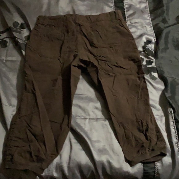 Brown capris - Picture 2 of 2